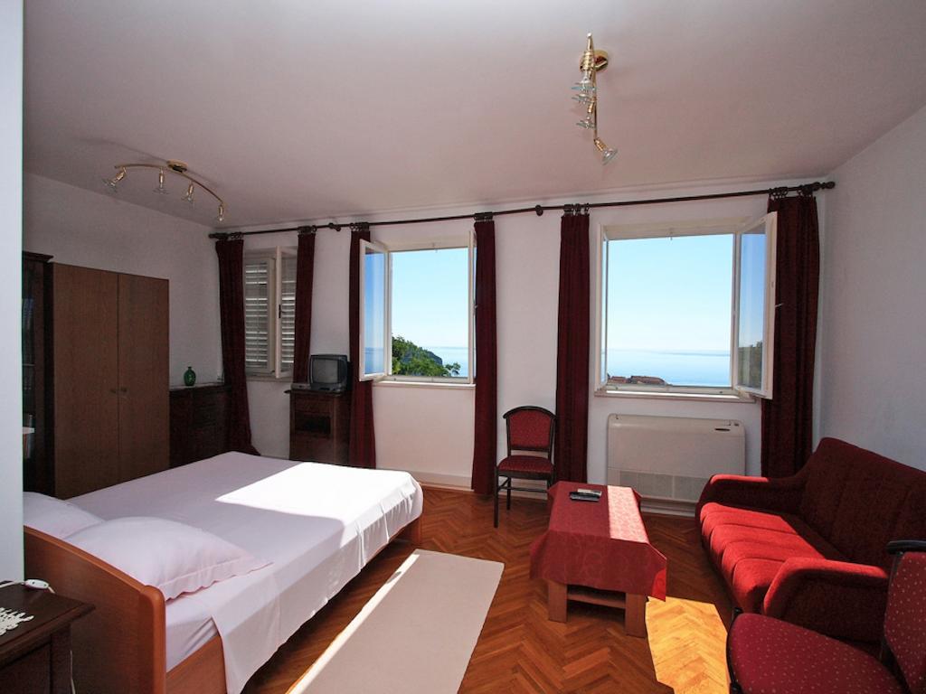 Guest house Vjera